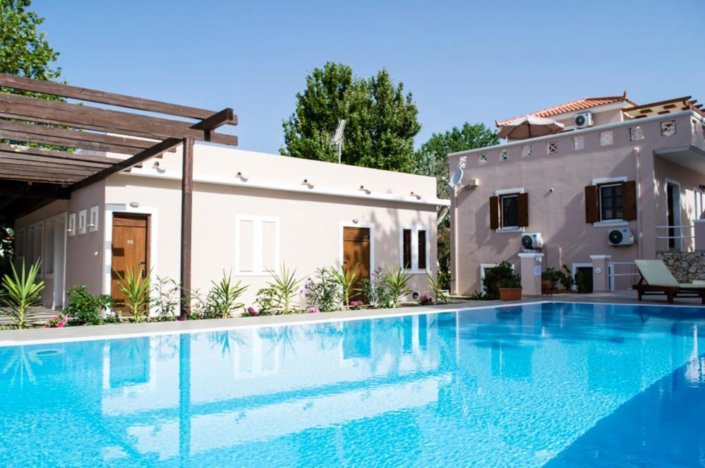 Sea And Creek Villa กาเตลิออส ภายนอก รูปภาพ